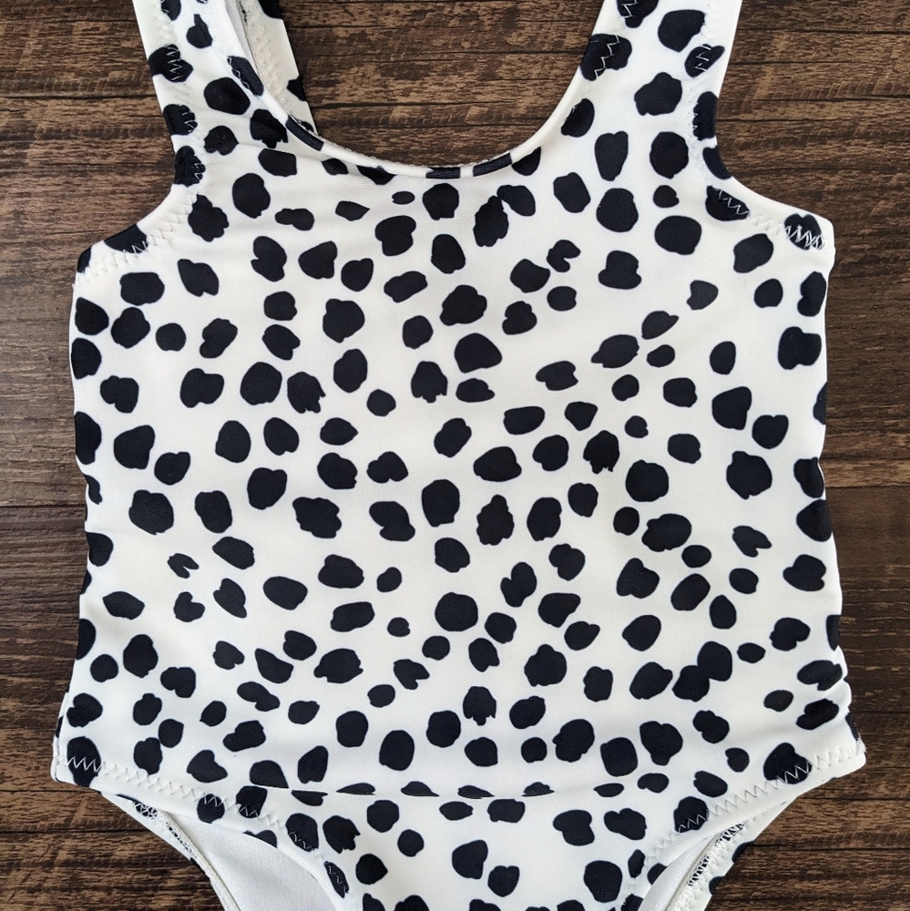NEW! Old Navy One Piece Swimsuit - Picture 10 of 12